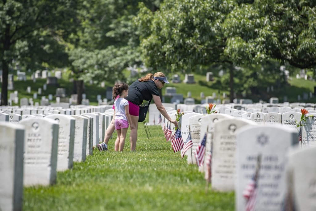 Volunteer Memorial Day Flowers Foundation
